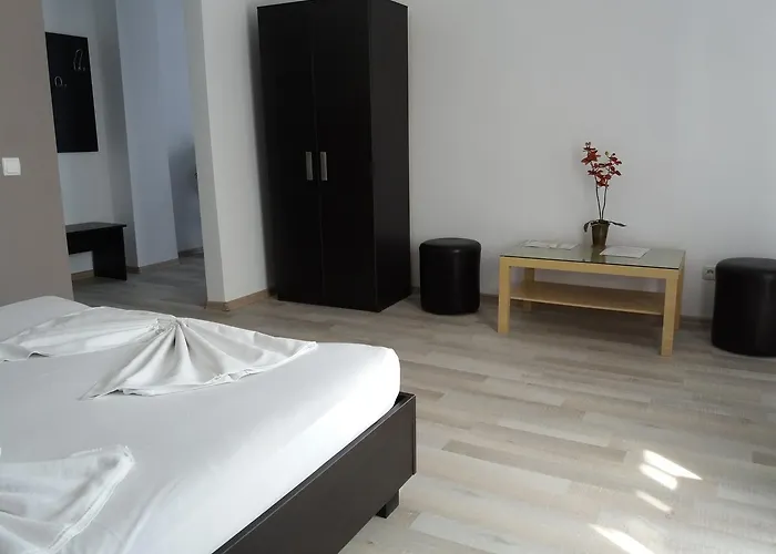 Отель Blue Wave