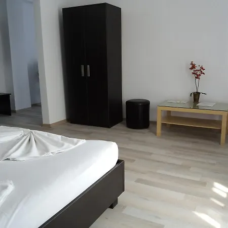 Hotel Blue Wave